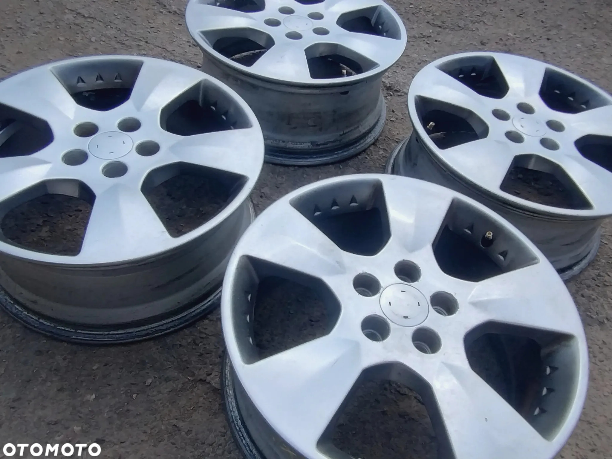 5x110 Felgi Aluminiowe Alufelgi 17 Koła OPEL ASTRA H Vectra C Signum MERIVA B Zafira A B SAAB 9-3 9-5 900 II Legnica ALU-RAD - 4