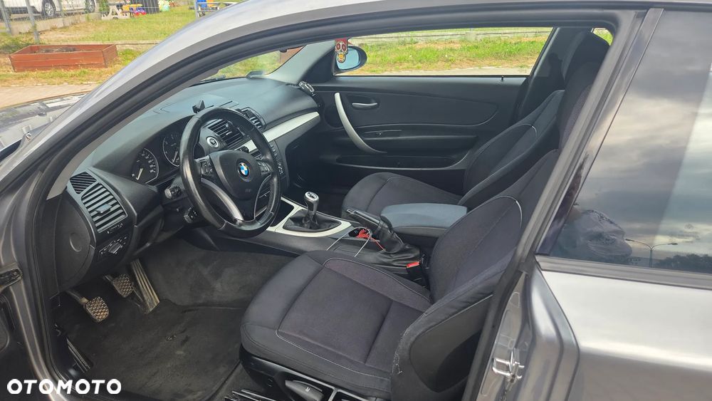 BMW Seria 1 118d - 17