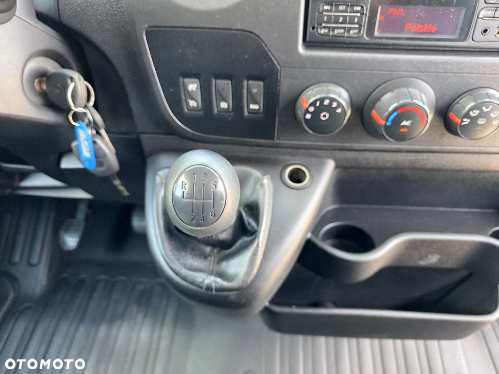 Renault RENAULT MASTER 2,3 DCI 135 KONNY ŚREDNIAK WYSOKI ZABUDOWA WARSZTATOWA KLIMA - 21