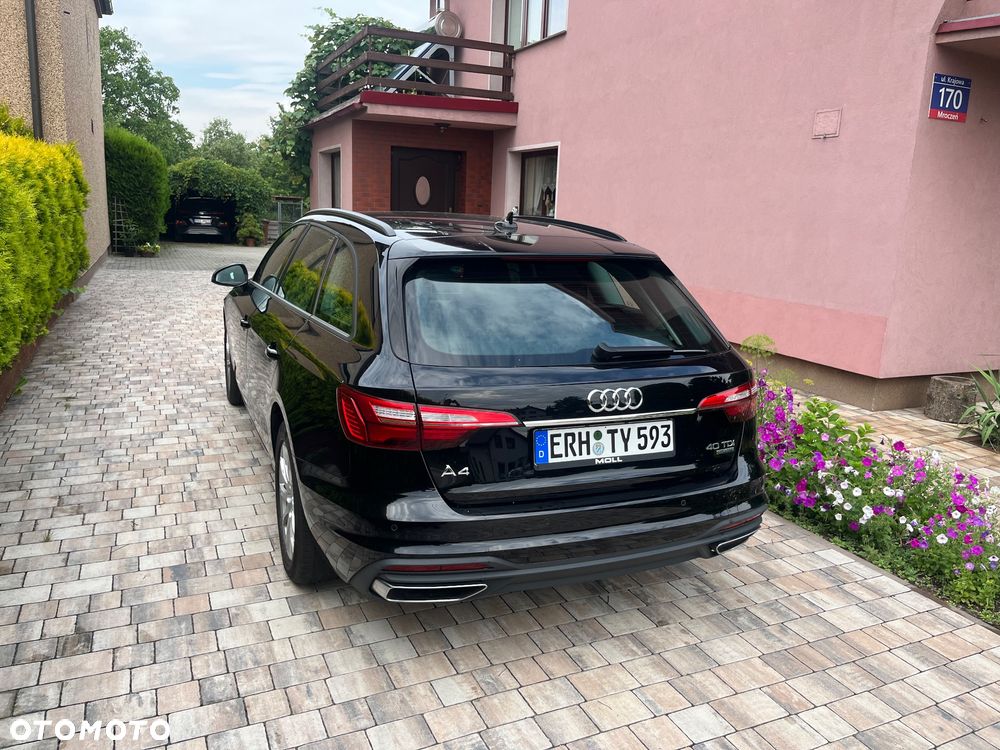 Audi A4 Avant 40 TDI S tronic design - 10
