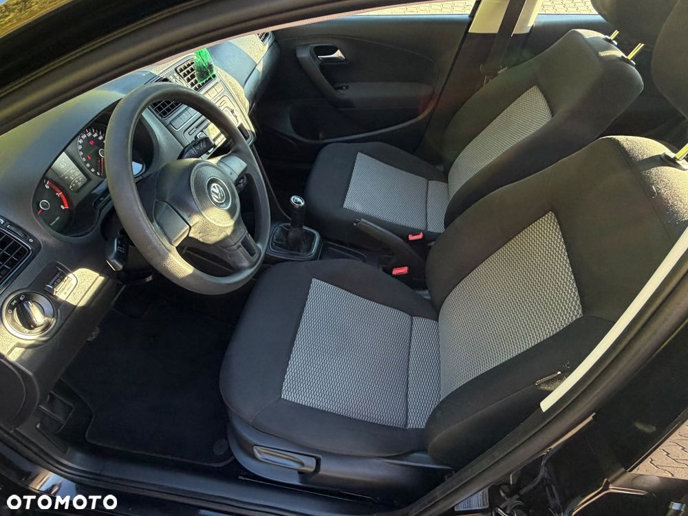 Volkswagen Polo - 18