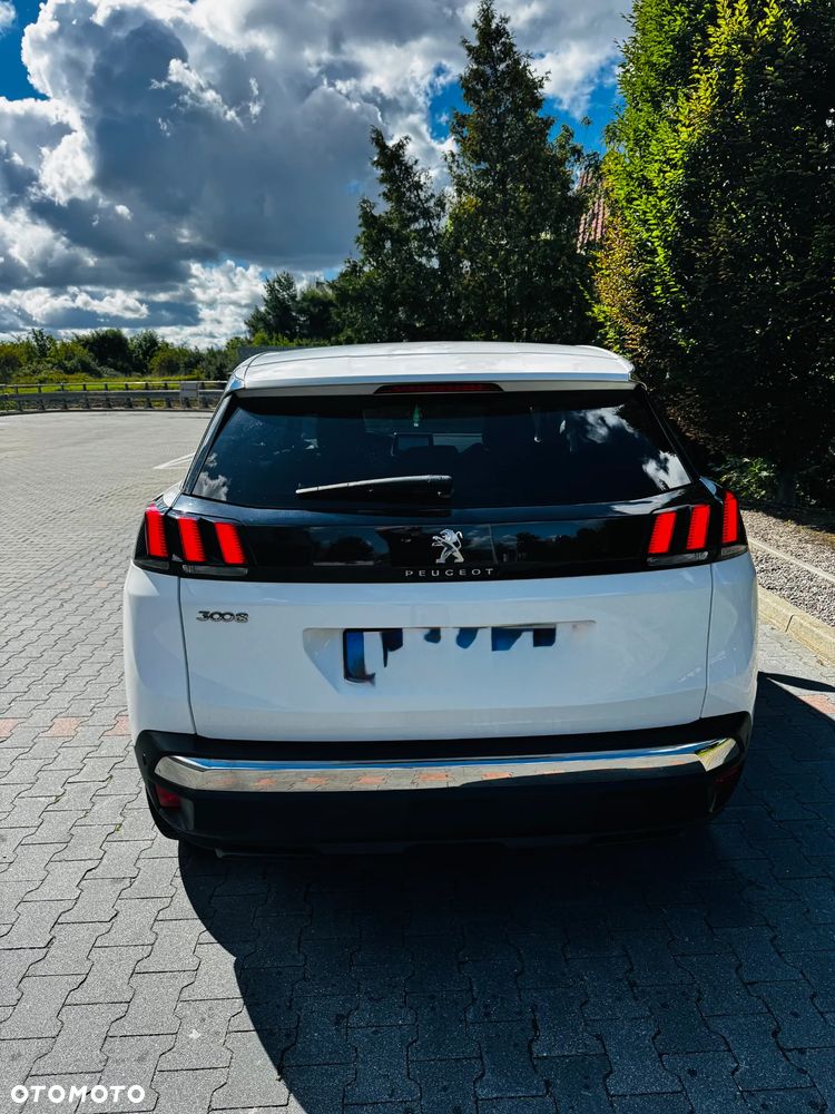 Peugeot 3008 1.5 BlueHDi Allure S&S EAT8 - 4