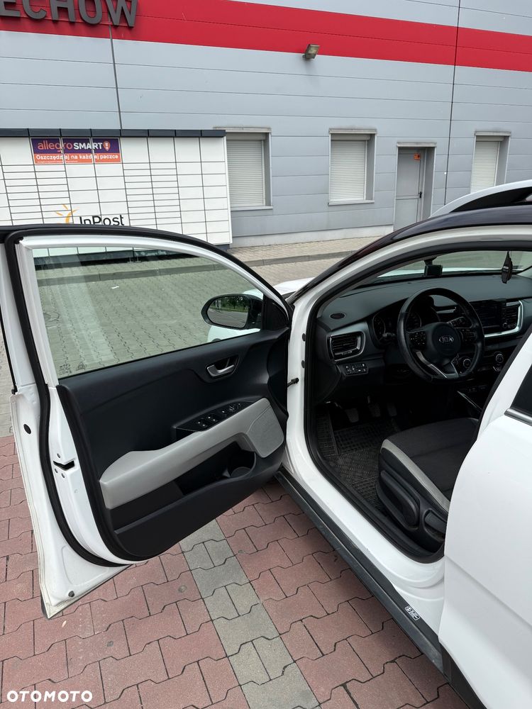 Kia Stonic 1.0 T-GDI L - 10