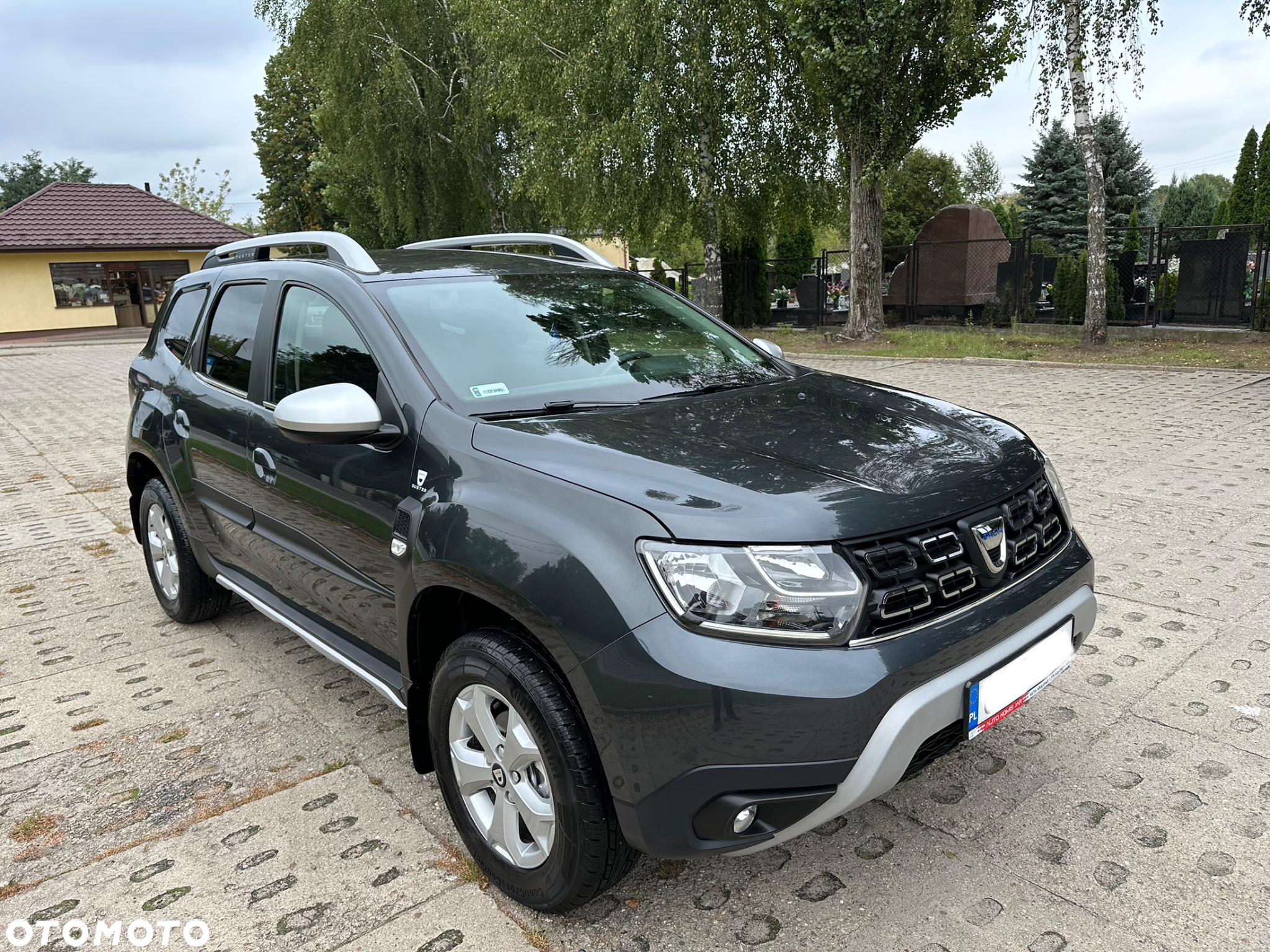 Dacia Duster 1.6 SCe Laureate S&S - 9