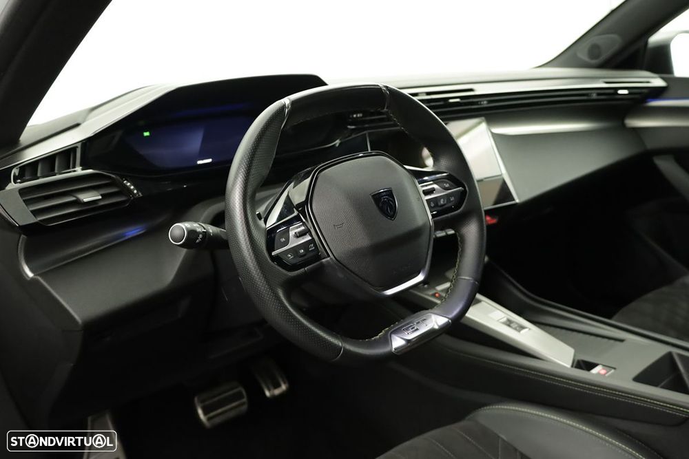 Peugeot 308 1.2 PureTech GT EAT8 - 7