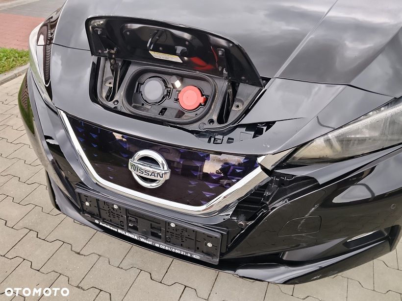 Nissan Leaf 40 kWh 3.ZERO - 12