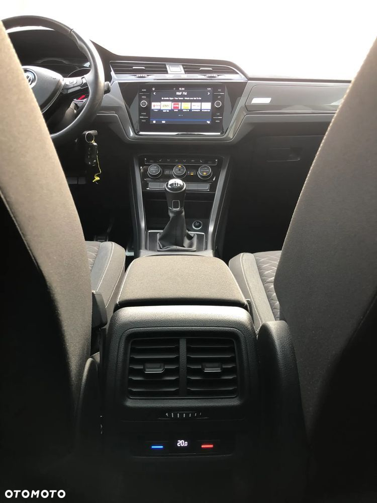 Volkswagen Touran 1.5 TSI ACT OPF Join - 21