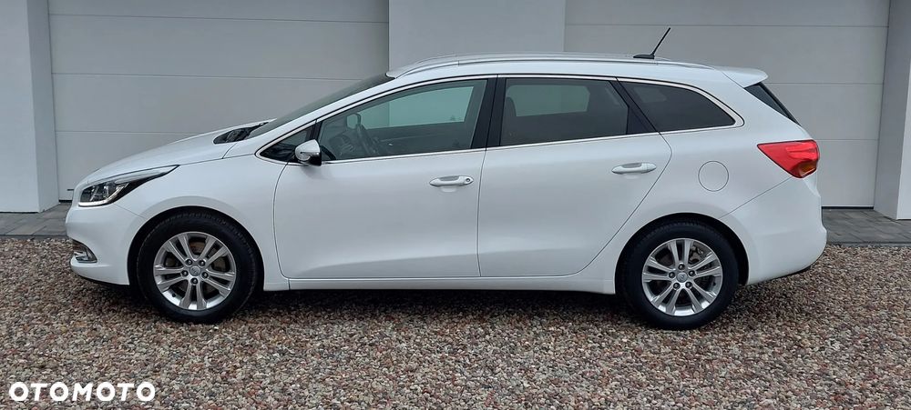Kia Ceed 1.4 CVVT ISG Spirit - 12