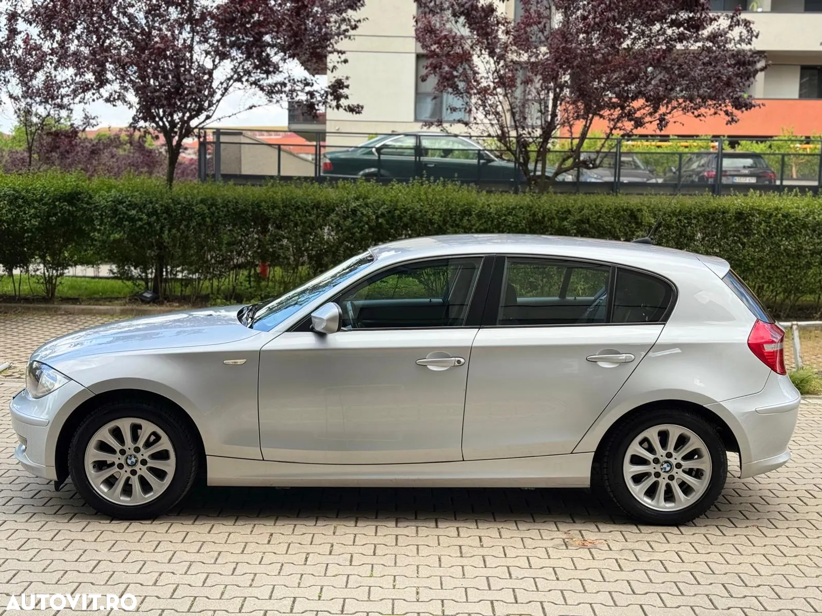BMW Seria 1 - 13