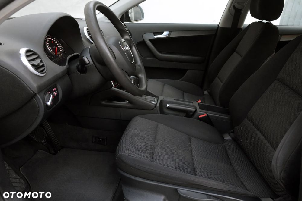 Audi A3 Sportback - 7