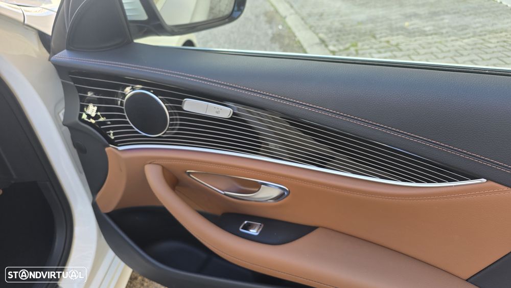 Mercedes-Benz E 220 d AMG Line - 24