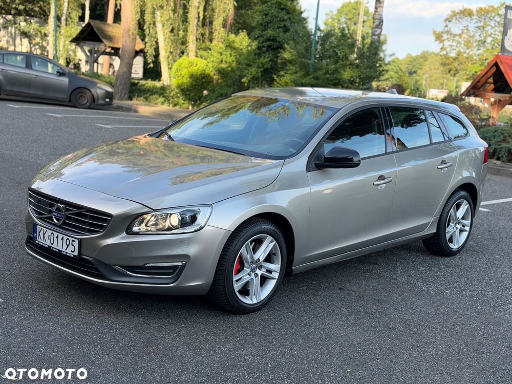 Volvo V60 D4 Drive-E Base - 1