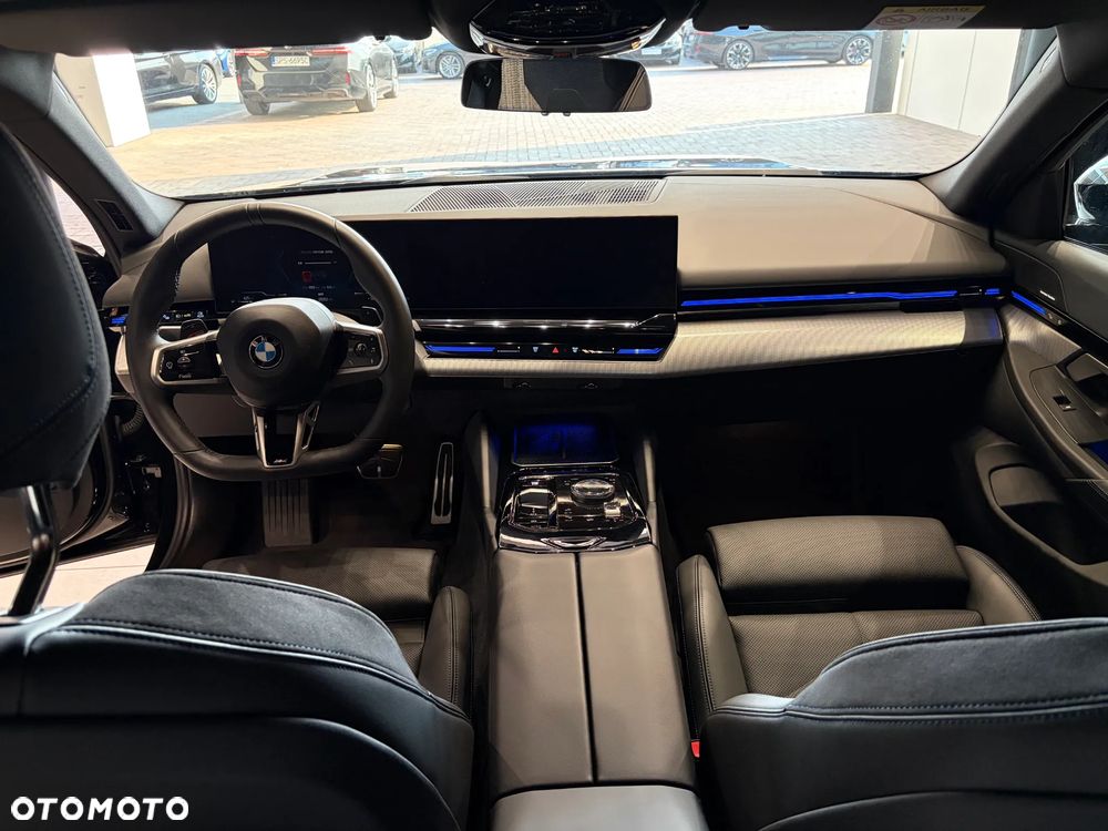 BMW Seria 5 520d mHEV M Sport - 10