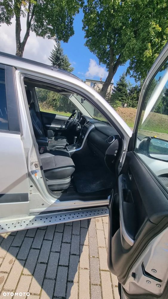 Suzuki Grand Vitara - 21