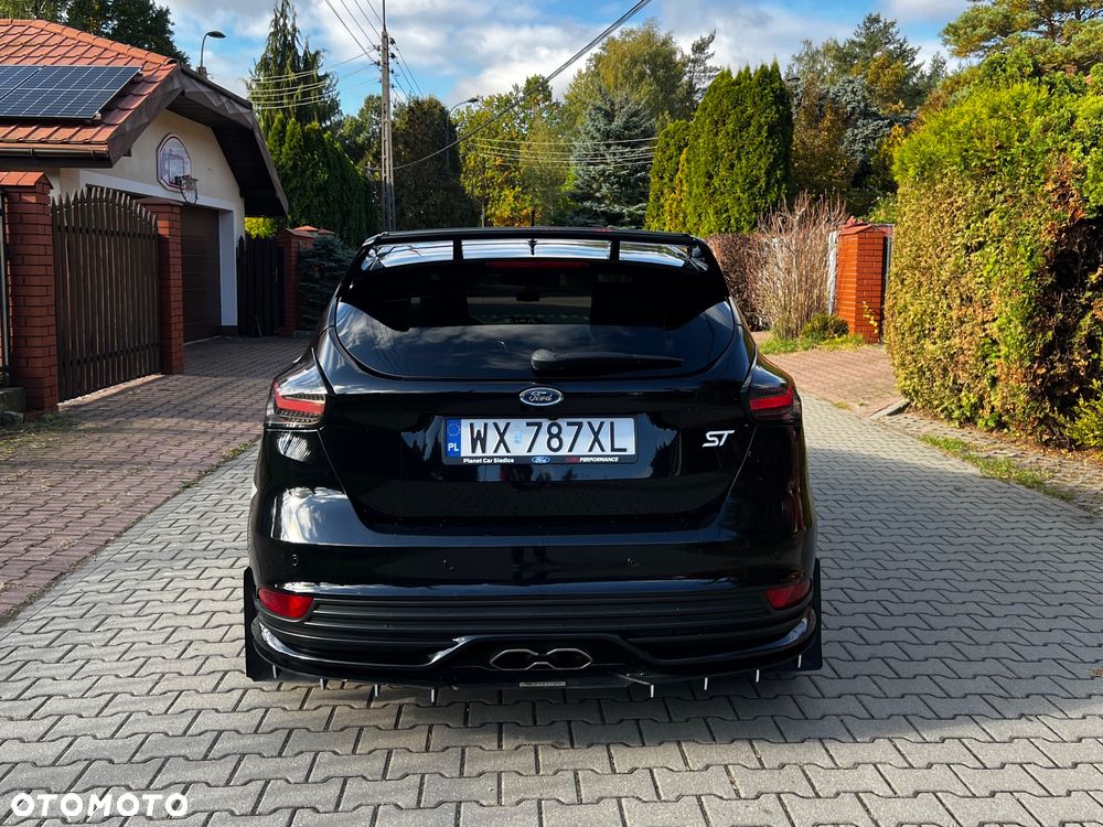 Ford Focus 2.0 TDCi ST - 4
