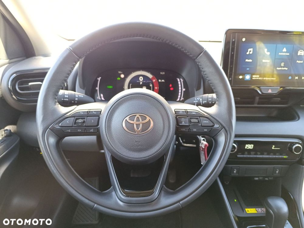 Toyota Yaris Hybrid 1.5 Style - 13