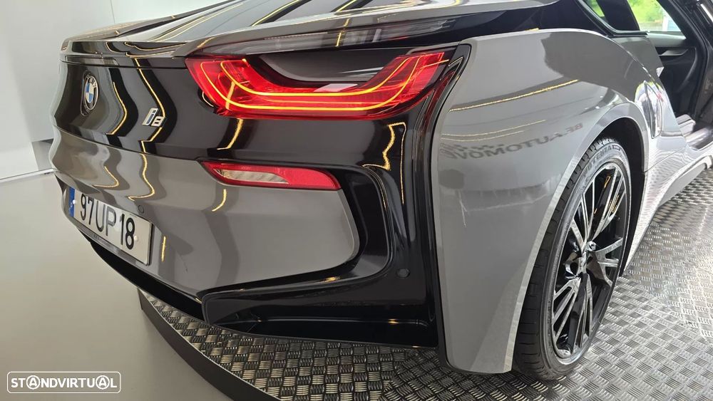 BMW i8 Standard - 25