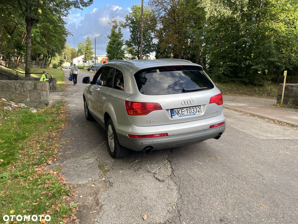 Audi Q7 - 4