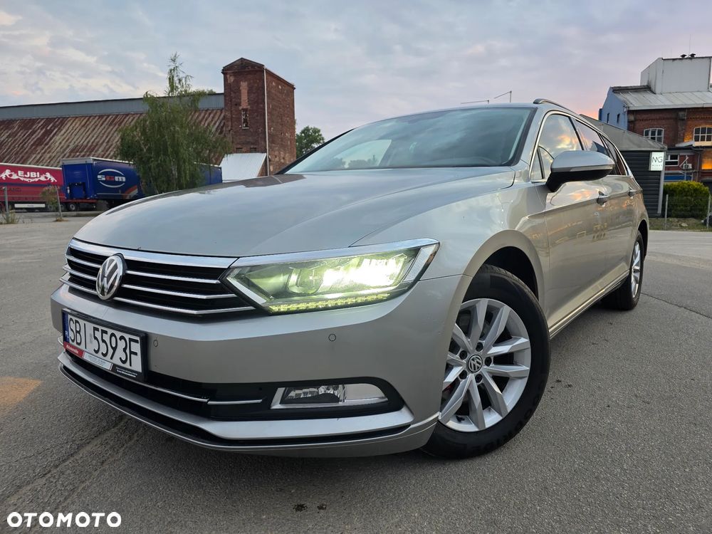 Volkswagen Passat 2.0 TDI SCR DSG Comfortline - 1