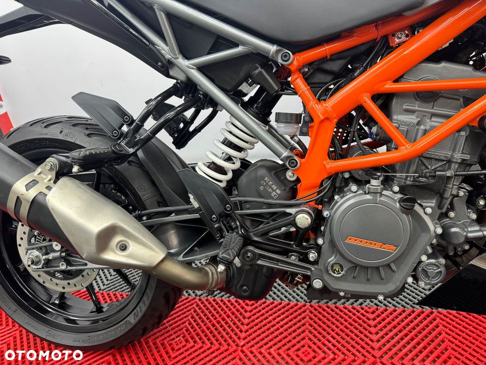 KTM Duke - 11