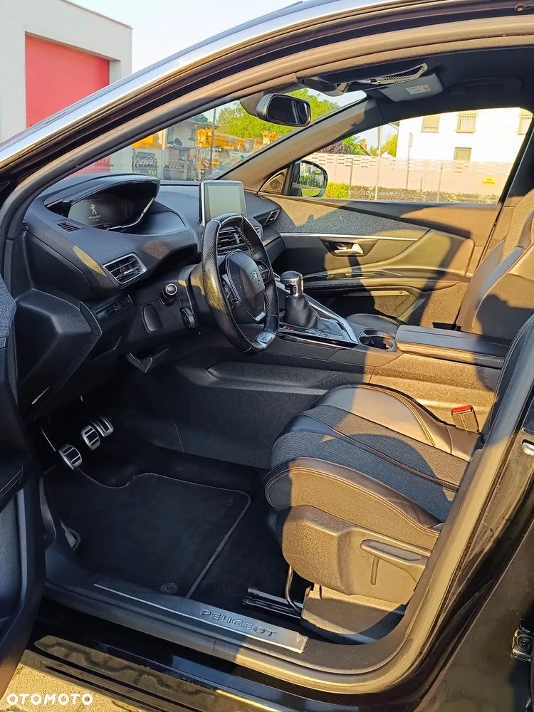 Peugeot 3008 - 13
