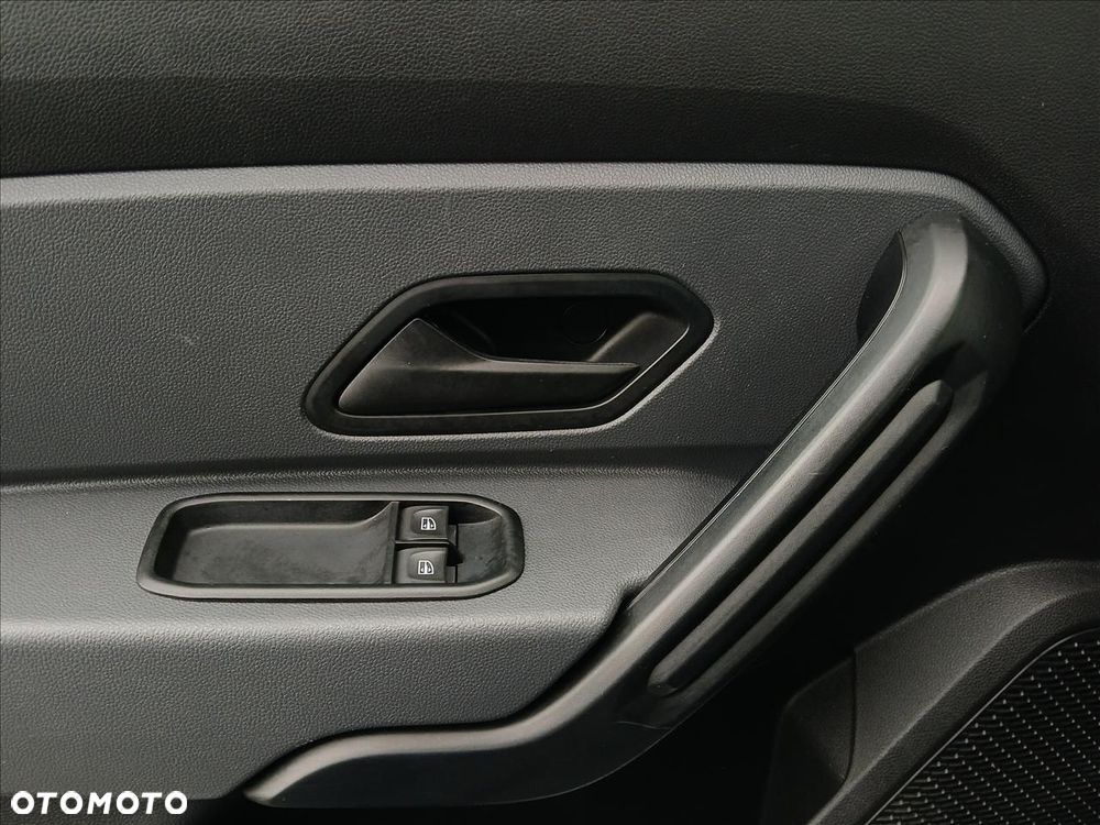 Dacia Duster 1.0 TCe Essential - 17