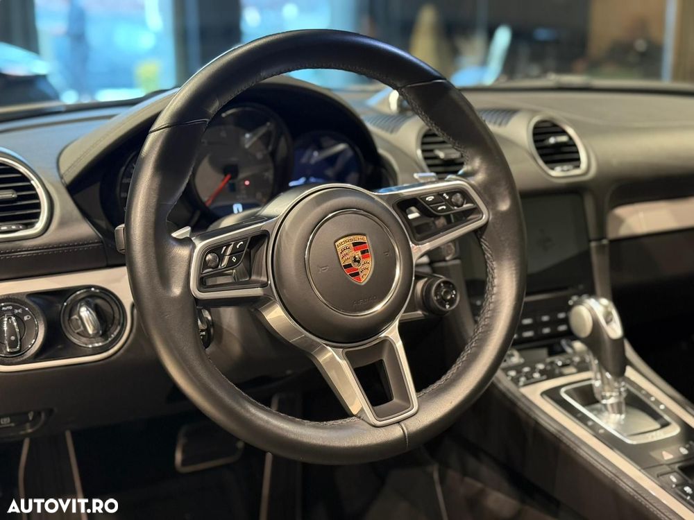 Porsche Boxster - 27