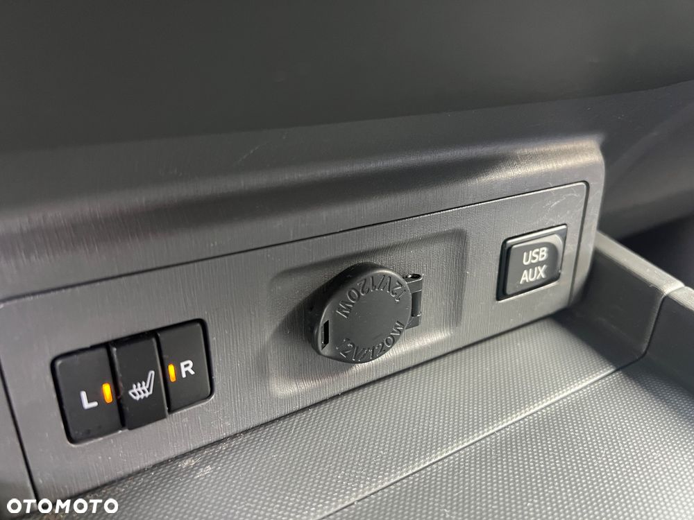 Toyota Prius+ (Hybrid) Executive - 35