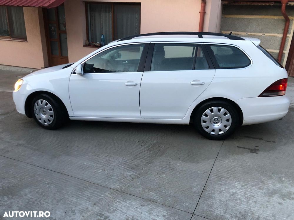 Volkswagen Golf 1.6 TDI DPF BlueMotion Technology MATCH - 2