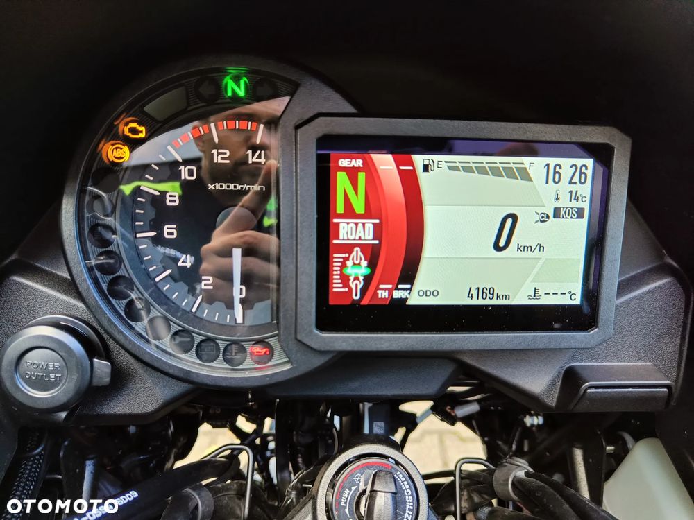 Kawasaki Versys 1000 - 11