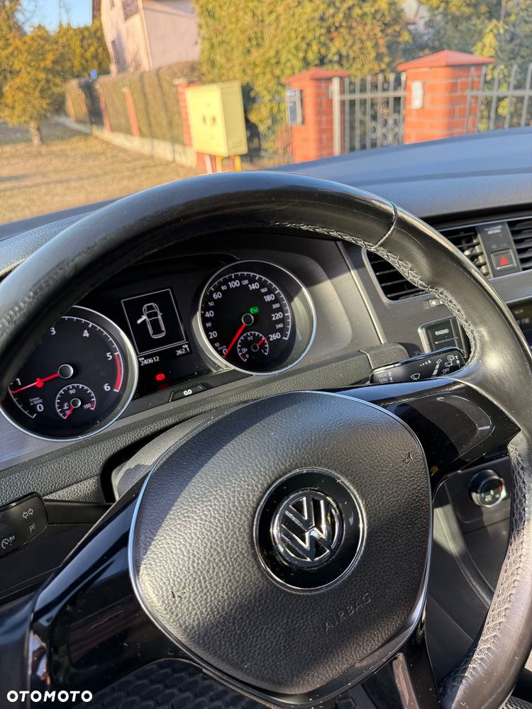 Volkswagen Golf 1.6 TDI BMT Comfortline DSG - 11