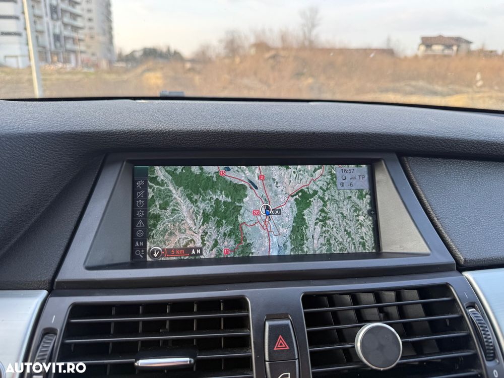 BMW X5 xDrive30d - 14