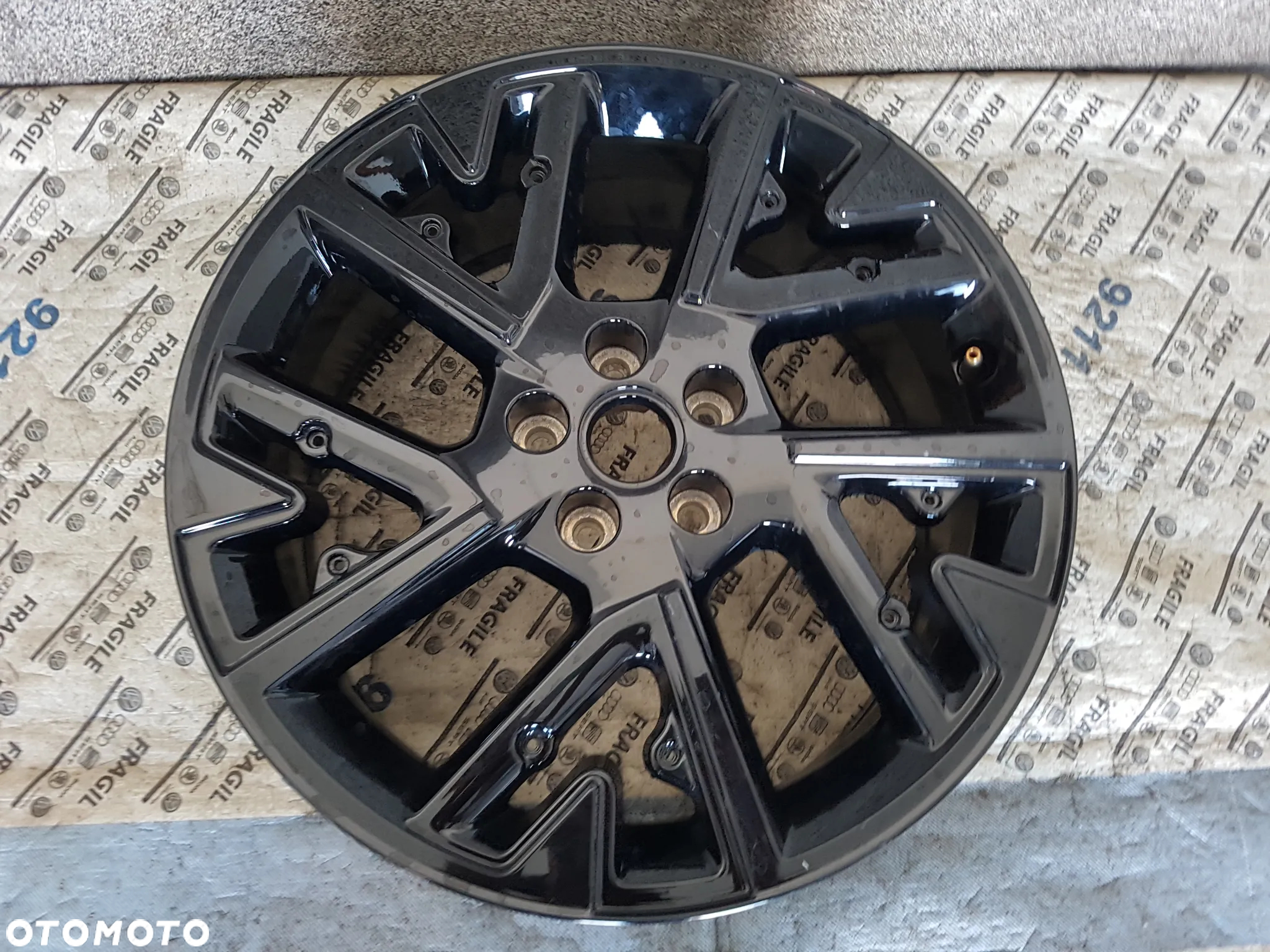 FELGA OPEL ASTRA L ELECRTIC 5X108 7,5JX18  ET44   9850014180 - 8