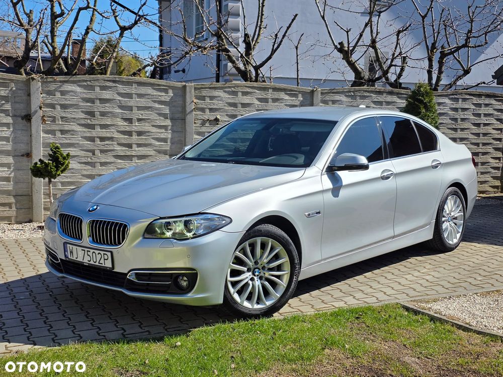 BMW Seria 5 520i Luxury Line - 1