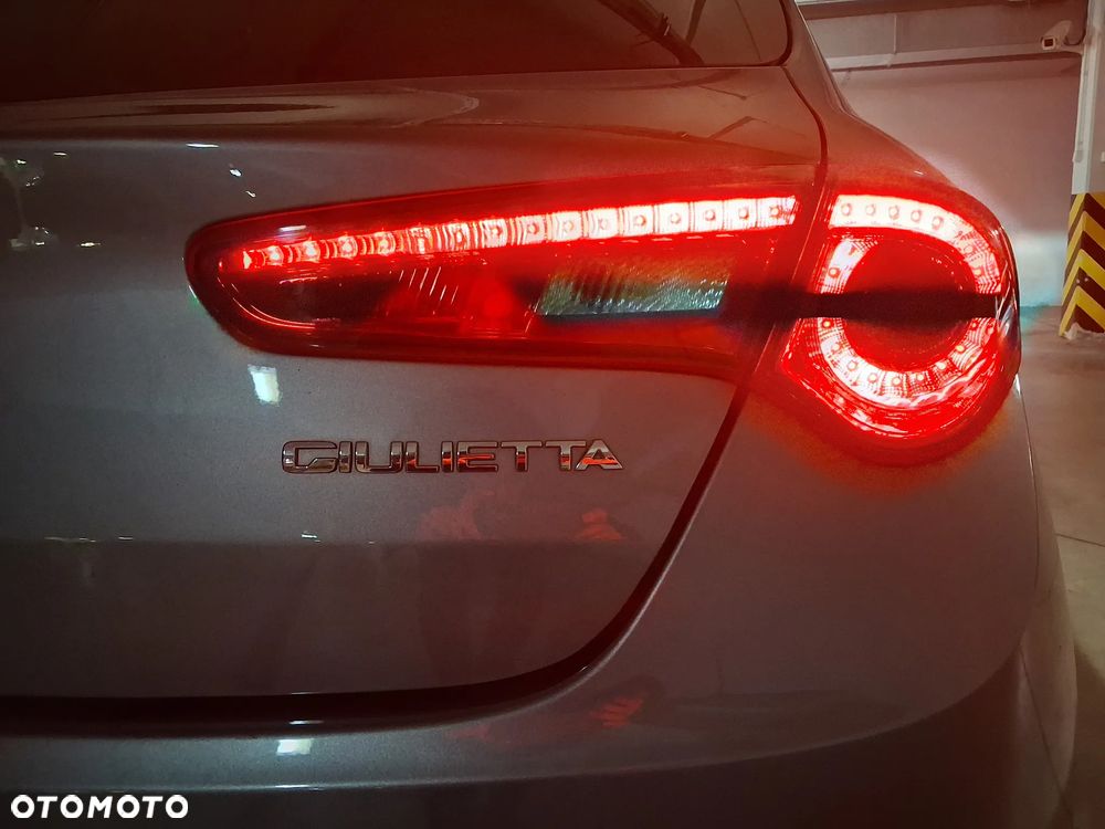 Alfa Romeo Giulietta 1750 TBi Veloce TCT - 31