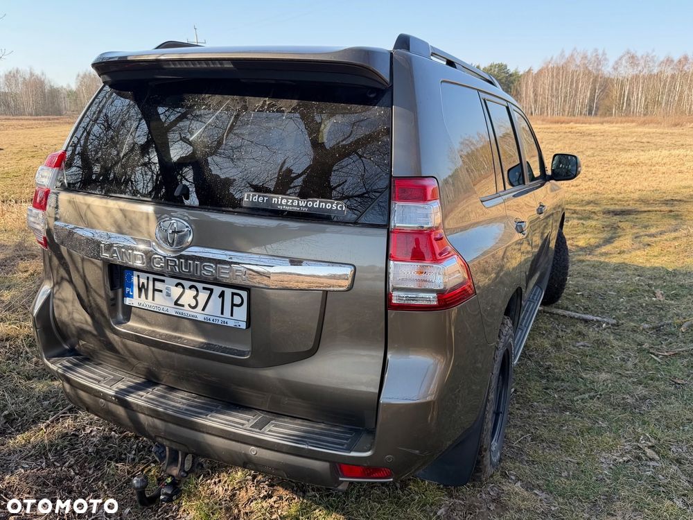 Toyota Land Cruiser - 14