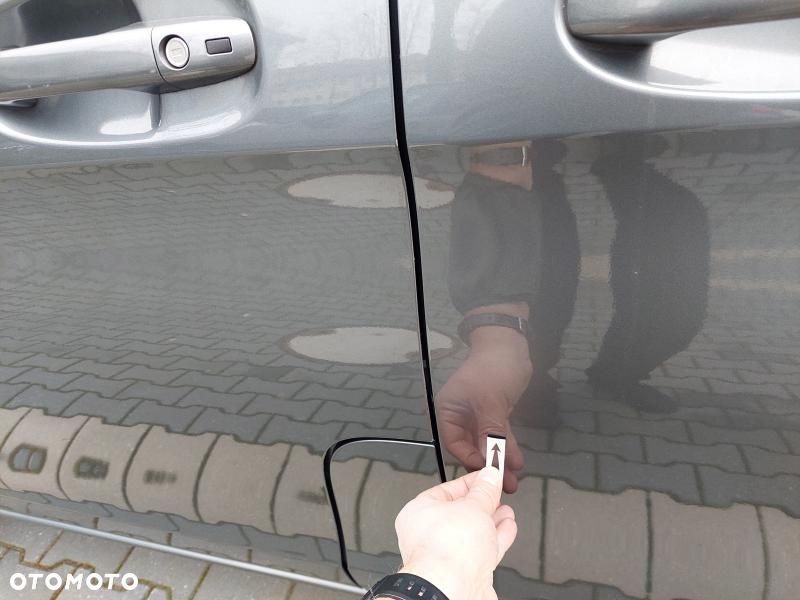 Mercedes-Benz Klasa V 300 d 9G-Tronic (d³ugi) - 12