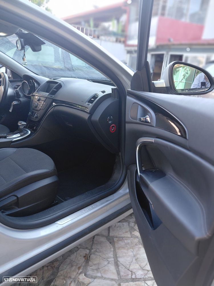 Opel Insignia Sports Tourer - 16