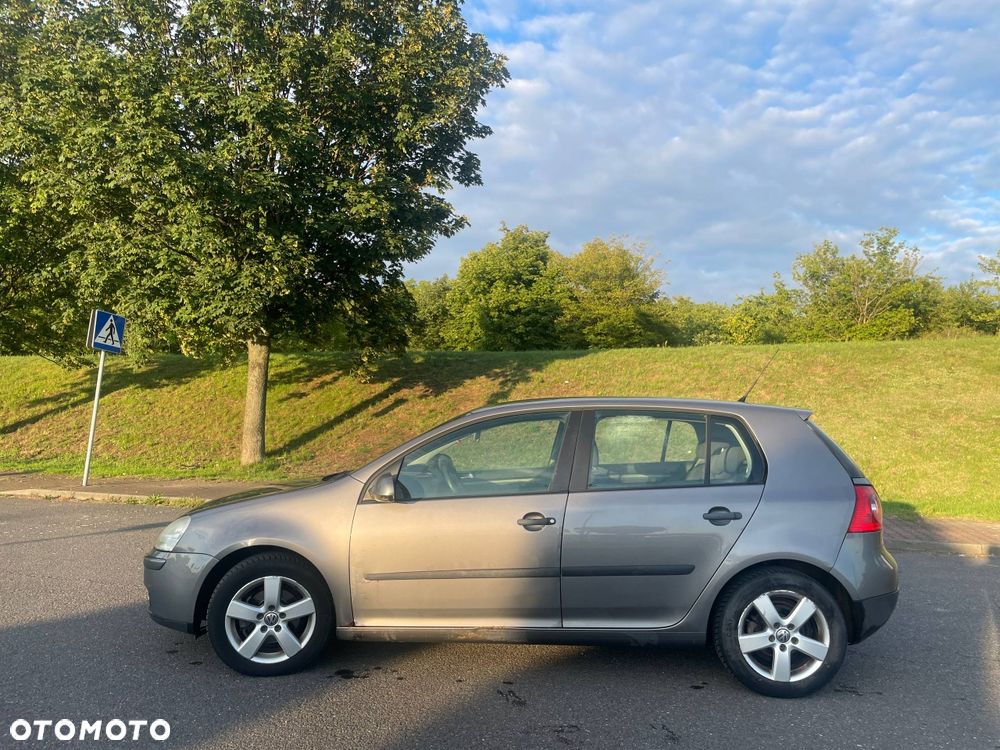 Volkswagen Golf - 3