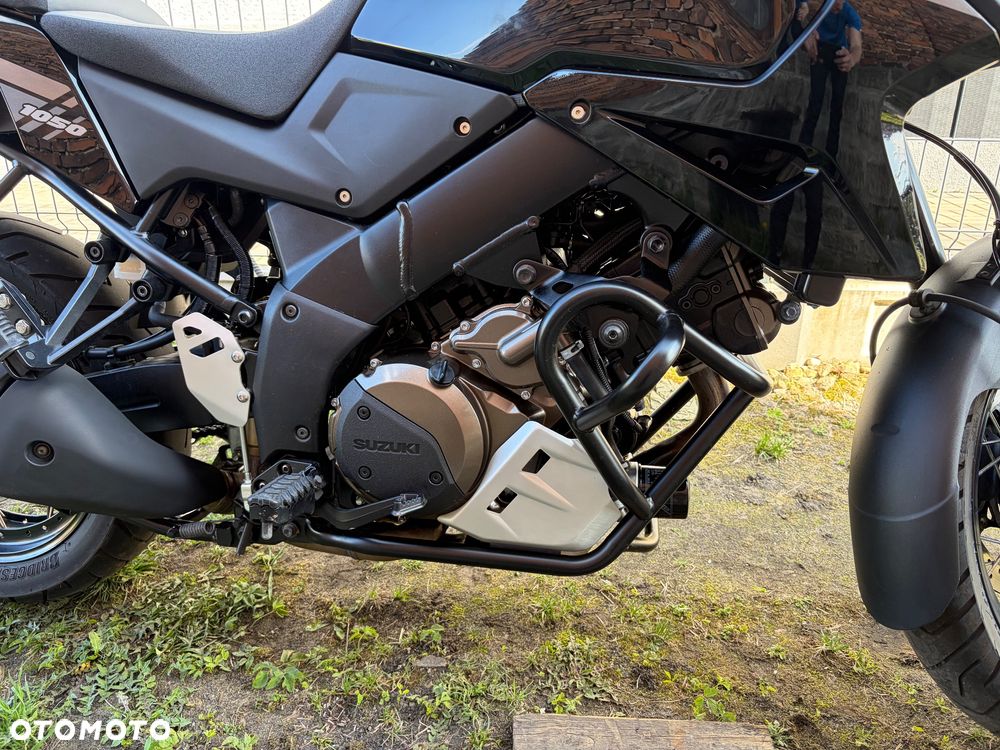 Suzuki DL - 7