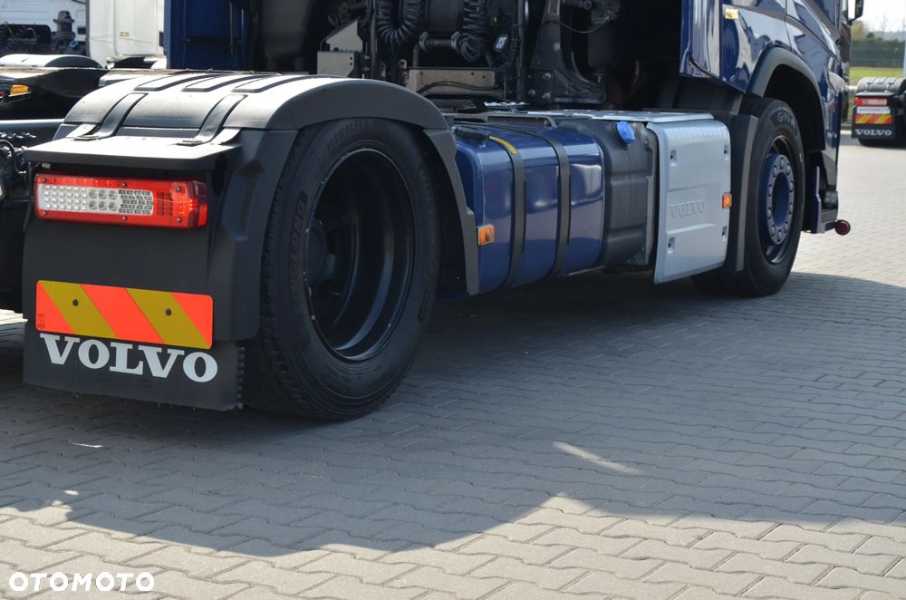 Volvo FH 500 NEW / MEGA / 2022r. / KLIMA P. / FULL LED / ACC / NAVI / KAMERA / DE / 9742 - 13