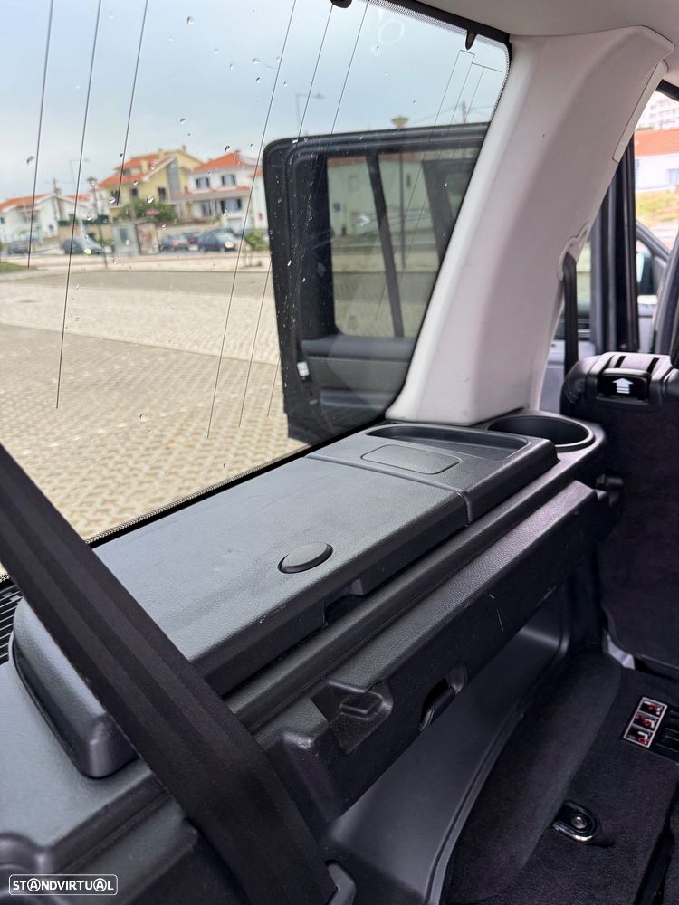 Land Rover Discovery SD V6 HSE - 22