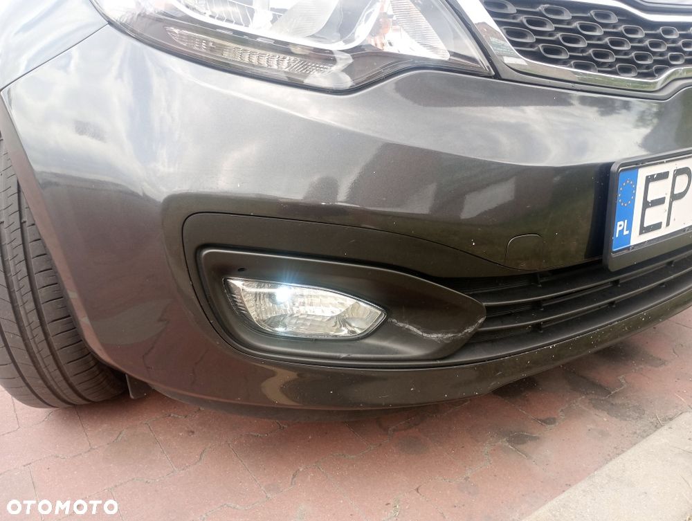 Kia Rio - 3