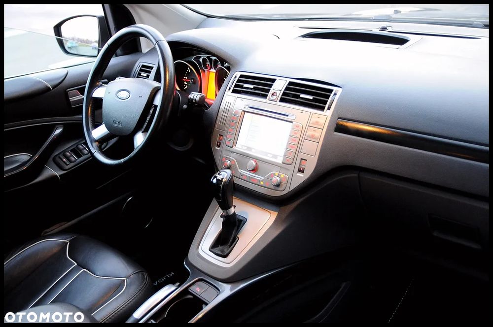 Ford Kuga 2.0 TDCi 4x4 Individual - 28