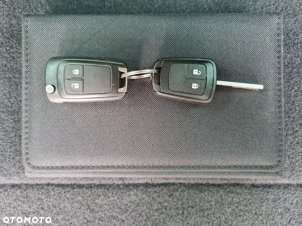 Opel Zafira Tourer 1.4 Turbo Active - 28