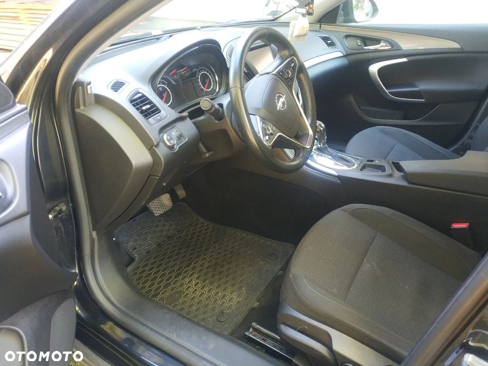 Opel Insignia - 1