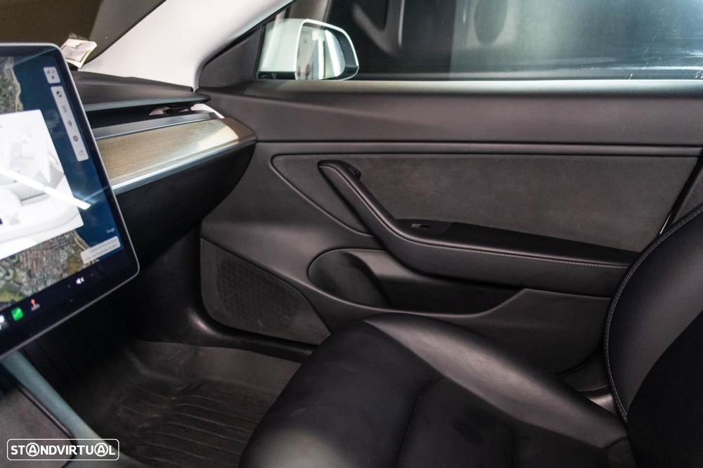 Tesla Model 3 Long Range Tração Integral Premium - 34