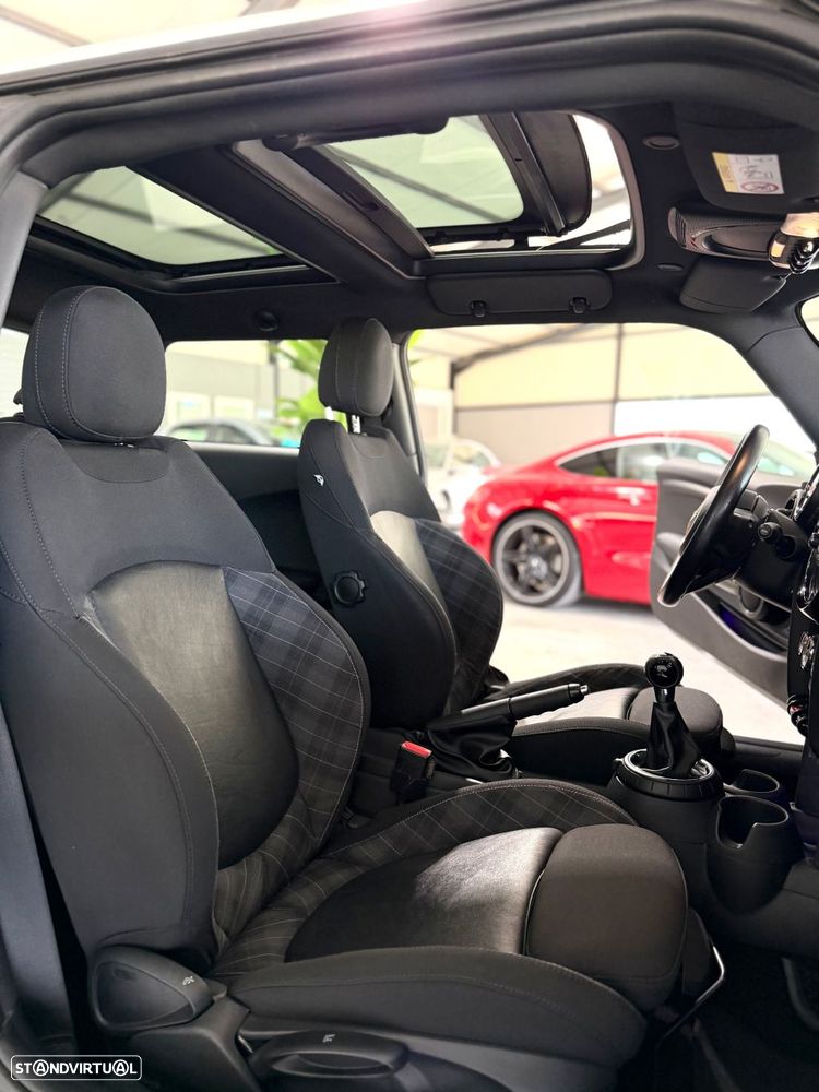 MINI 3 Portas Cooper D - 21