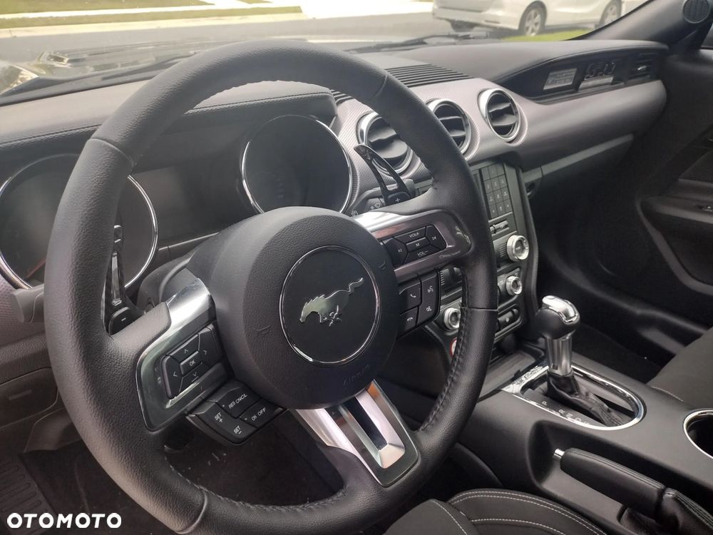 Ford Mustang 5.0 V8 GT - 30