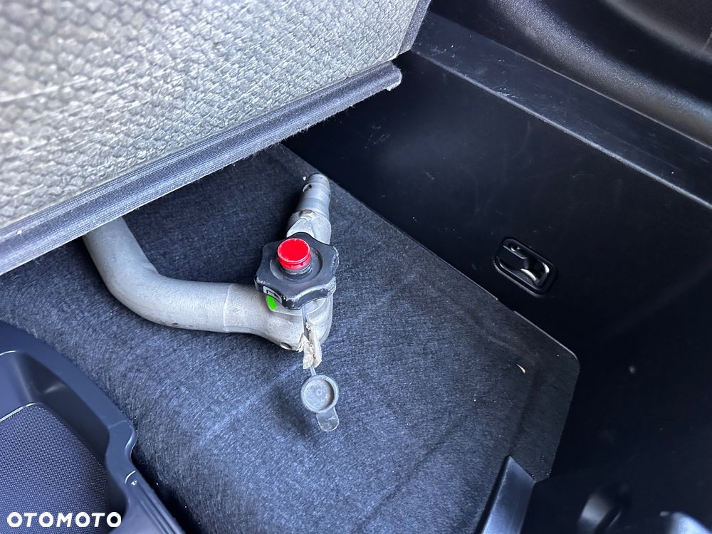 Kia Venga 1.6 CRDi 128 Business Line - 39